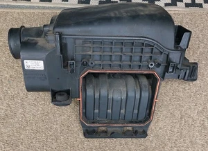 Mercedes-Benz C Class Coupe C204 11-15 Air Filter Box A2740900001 - Picture 1 of 5