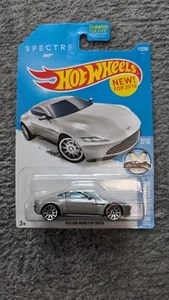 Hot Wheels 2016 Aston Martin DB10 112/250 Spectre 007 Silver First Edition - Picture 1 of 4