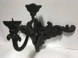 VTG. Gothic CAST IRON SCROLL DESIGN WALL HANGING CANDLEHOLDER - Picture 1 of 11