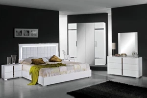 LUXURY ITALIAN BEDROOM SET NEW STYLE CALL 0208 951 5382 WITH LED LIGHTS - Picture 1 of 8