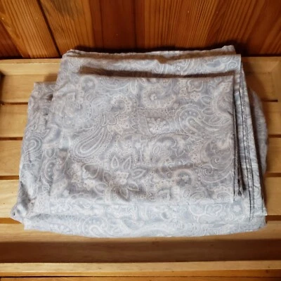 Charisma Queen Sheet Set Flat/Fitted Only 1 Pillowcase Gray/Blue Paisley Floral - Image 1 of 4