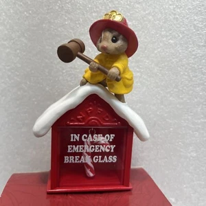 Hallmark NORTH POLE 911 Feuerwehrmann Eichhörnchen Notfallbox CandyCane Vintage 1995 Neu in OVP - Bild 1 von 16