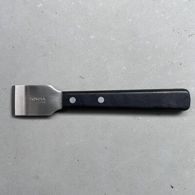 Herramienta de mantenimiento de coche TOYOTA rascador TEQ OEM Foto 1 de 4