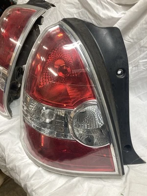 2008-2011 Hyundai Accent Hatchback Conductor (LH) & Pasajero (RH) Luz trasera Foto 1 de 3