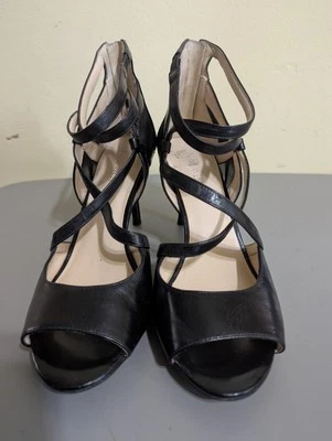 Sandalias, zapatos de salón Nine West, para mujer talla 9,5 de tacón alto enjaulado con tiras. Foto 1 de 4