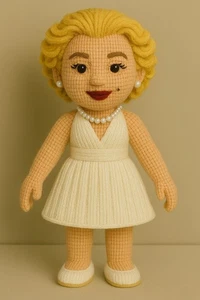 Marilyn Monroe Strickmuster nur 25 cm groß Sängerin Schauspielerin Musikerin - Bild 1 von 1