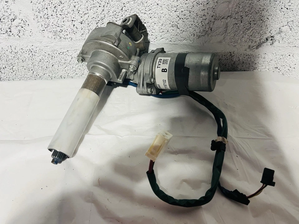 2009-2013 Toyota Corolla Sedan Electric Power Steering Column Pump OEM - Image 1 of 4
