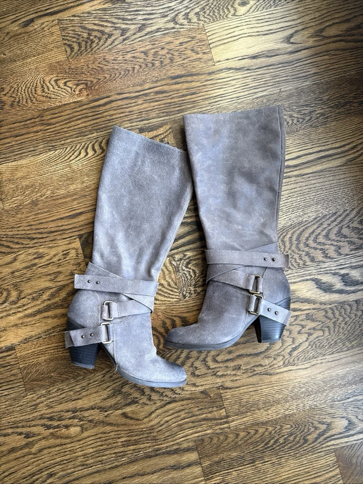 Botas hasta la rodilla Fergalicious by Fergie para mujer Foto 1 de 1