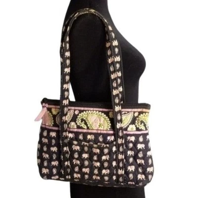Bolso de Mano Vera Bradley Rosa Elefante Paisley Acolchado Negro Bolsillos Retirado De Colección Foto 1 de 4