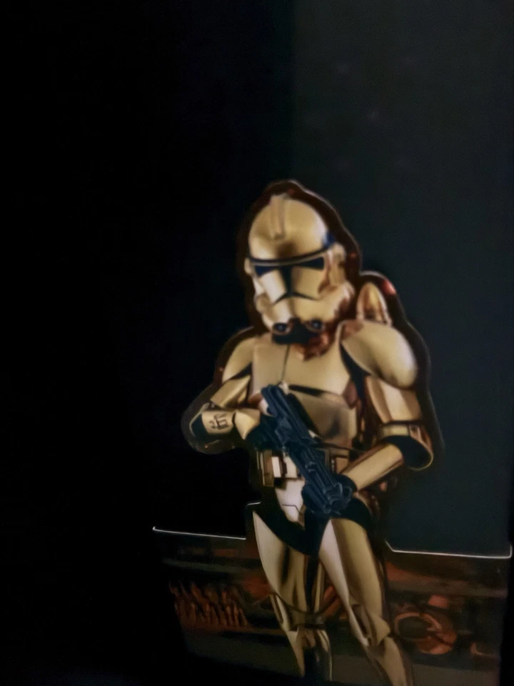 Hot Toys Star Wars MMS735 Clone Trooper (Gold Chrome Ver)Exclusive sideshow New  - Image 1 of 1