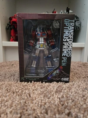 Hasbro Transformers Optimus Prime Pen And Keychains Authentic  - Image 1 of 4
