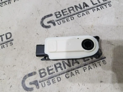 GENUINE RANGE ROVER EVOQUE L551 2018-2022 GRILL RADIATOR SHUTTER MOTOR ACTUATOR - Image 1 of 4