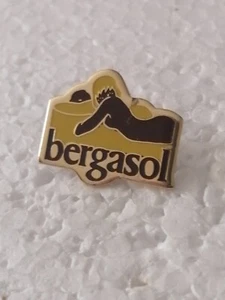 Pin's Pins Pin Enamel( Société Produit De BEAUTÉ CRÈME BRONZAGE "BERGASOL"  - Picture 1 of 3