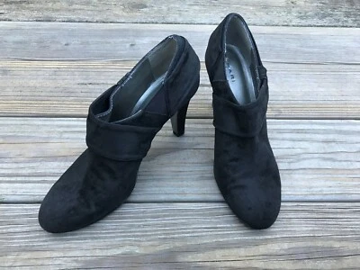 Tahari Mujeres Botas de Tacón Zapato Grant Botines Sin Cordones Negro Gamuza Talla 8.5M Foto 1 de 4
