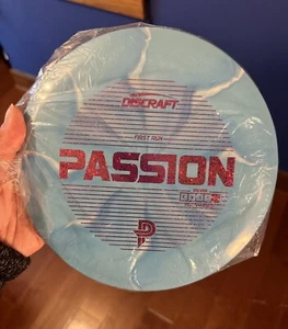 1st Run Paige Pierce ESP Passion Blue & White Swirl Discraft Disc Golf Disc New - Picture 1 of 4