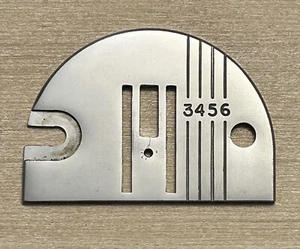 Singer Straight Stitch Needle Plate Part# 161614 Original VTG See DESCR For Fit! - Picture 1 of 4
