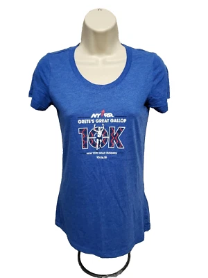 Camiseta azul mediana para mujer NYRR Gretes Great Gallop 10K Run 2018 Foto 1 de 4