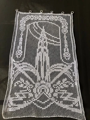 RIDEAU EN POINT FILET noué et rebrodé main -  1930/40 Beffroy du Nord 74 x 46 cm - Photo 1/4