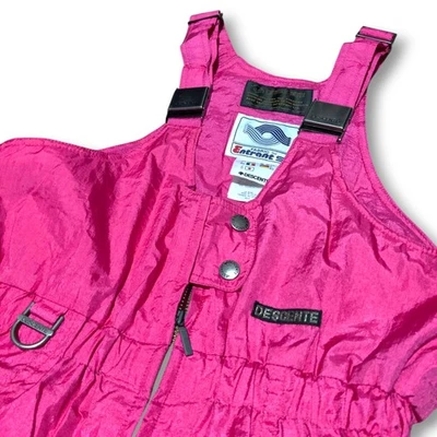 Traje de esquí vintage Descente traje de nieve de una pieza mono para mujer 28 rosa años 80 retro Foto 1 de 4