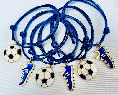 LIZZIELINKS 6 FOOTBALL FRIENDSHIP BRACELETS PARTY BAG FILLERS SOCCER Tombola Prizes BLUE