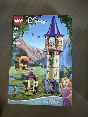 LEGO Disney Princess 43187: Rapunzel's Tower (Nuevo/Sellado) Foto 1 de 2