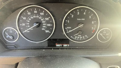 Medidor de velocímetro usado se adapta a: BMW 320I Sdn MPH Sport 2015 sin pantalla frontal sin Foto 1 de 4