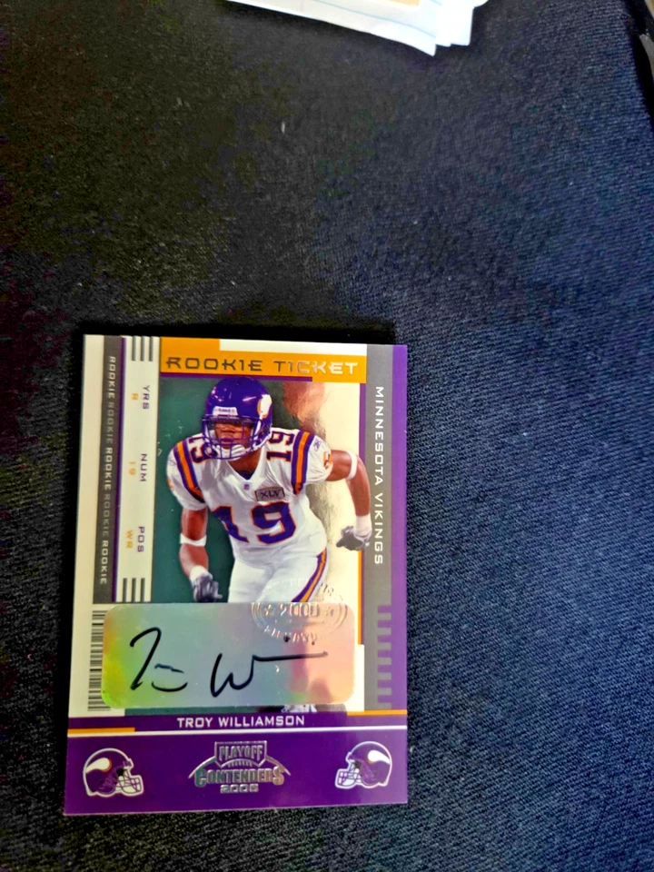 2005 Playoff Contenders - Rookie Ticket Troy Williamson #179 /402 (AU, RC) - Image 1 of 2