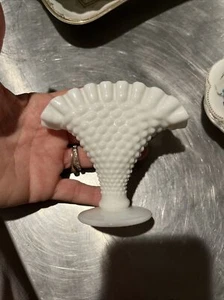 fluted hobnail milk glass fan vase, antique vintage - Picture 1 of 3