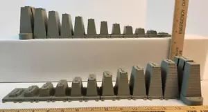 Juego de caballete Atlas escala HO, 24 piezas de caballete con clips de pista, #1-12 (2X), usado - Imagen 1 de 9