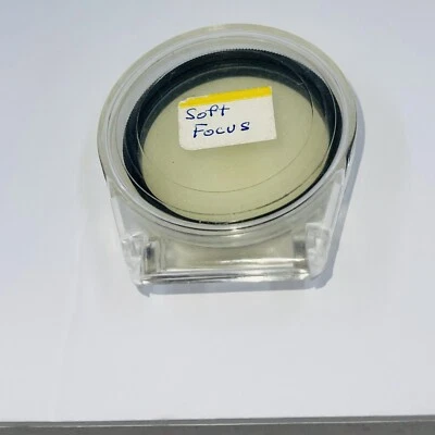 Heliopan 49 x 0.75 Wx O Soft Focus Lens Filter with case  Germany Screw on - Image 1 of 4