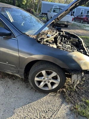 Nissan Altima 2007-2012 sedán guardabarros pasajero derecho OEM K50 Foto 1 de 2