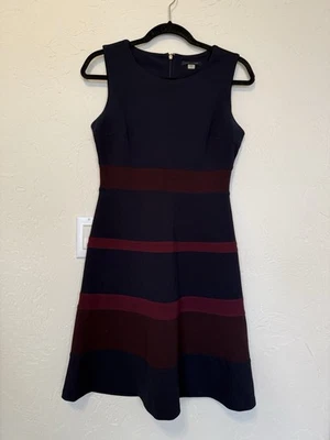 Tommy Hilfiger Women’s 4 Navy Maroon Striped Sheath Sleeveless Colorblock Dress - Image 1 of 4