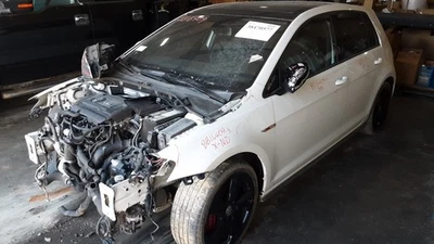 Volkswagen Golf GTI 2017 transmisión automática OEM 77 k millas - LKQ392996668 Foto 1 de 4