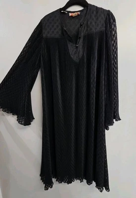 Vestido midi caftán de encaje negro años 60 de colección manga larga Lord Taylor Anthropologie Foto 1 de 4