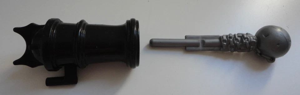 1995 Kenner Legends Batman First Mate Robin Pirate Canon & Missile Weapon Parts - Image 1 of 1