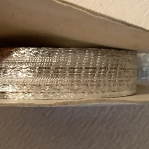 Vintage Tinsel & Rayon woven metallic silver millinery trim ribbon spool 1/2" - Picture 1 of 11