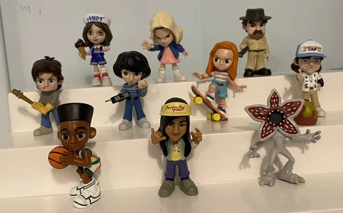 NETFLIX STRANGER THINGS UPSIDE DOWN SERIES 1 YUME 10 FIGURES Great Set Max RARE Cover