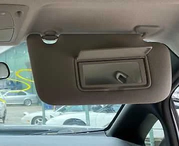 Parasol para pasajero delantero Nissan Sentra 12-16 hojas 13-19 OEM 964003SG7A Foto 1 de 4