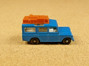 OLD VINTAGE LESNEY MATCHBOX # 12 LAND ROVER - Picture 1 of 6