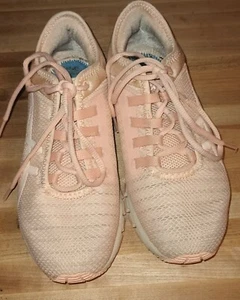 Women’s Size 6 Pink Salmon ASICS Running Shoes, Fast Free Shipping . - Picture 1 of 6
