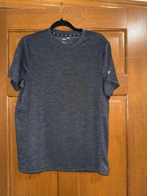 Camiseta activa absorbente de humedad manga corta Gap Fit para hombre nueva con etiquetas - brezo ébano- pequeña Foto 1 de 2