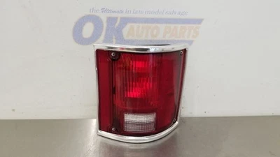 89 CHEVROLET K5 BLAZER CONJUNTO LUZ TRASERA PASAJERO DERECHO Foto 1 de 4