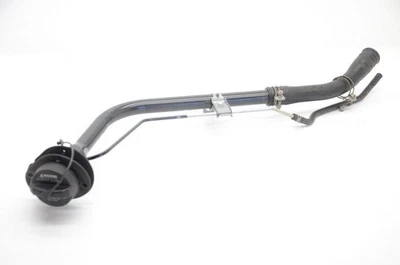 09-15 Mazda Mx-5 Miata NC Fuel Filler Neck Assembly Foto 1 de 4