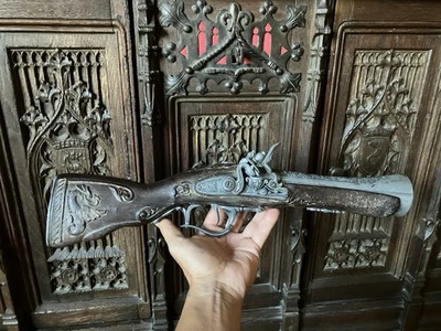 Pistola de juguete réplica de utilería Flintlock Blunderbuss. Fantásticos detalles. Metal real. Raro Foto 1 de 4