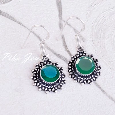 Orecchini in argento sterling 925 con più pietre preziose in onice verde... - Immagine 1 di 4
