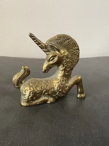 Estatuilla de unicornio de latón vintage fantasía mítica pisapapeles magia caprichosa - Imagen 1 de 9