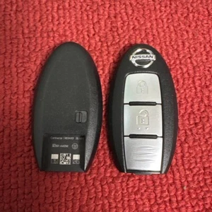 Nissan X-trail Intelligent Genuine 3 Button Smart key 007-AA0248 Used - Picture 1 of 4