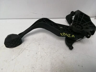PEDAL EMBRAGUE SEAT IBIZA MK4 6J 6R2721059F 1.4TDI 2010 Foto 1 de 4