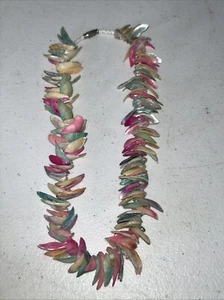 Vtg Pastel Shell Collar Necklace 18inch - Picture 1 of 5