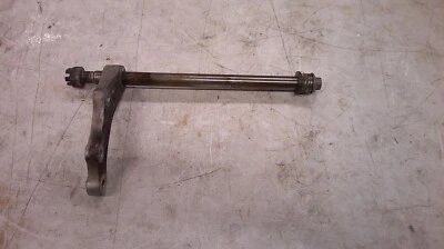 Eje de rueda trasero Kawasaki Concours ZG1000 1994-2006 Foto 1 de 4